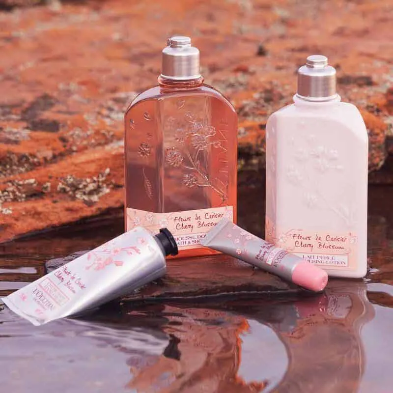 L'OCCITANE Cherry Blossom Shimmering Lotion